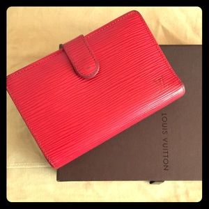 Authentic Louis Vuitton Kisslock Epi Wallet Rouge